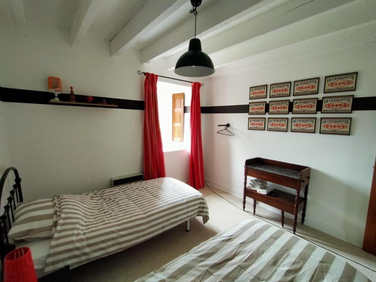 Grande villa au coeur de la Dordogne Paussac-et-Saint-Vivien Extérieur photo