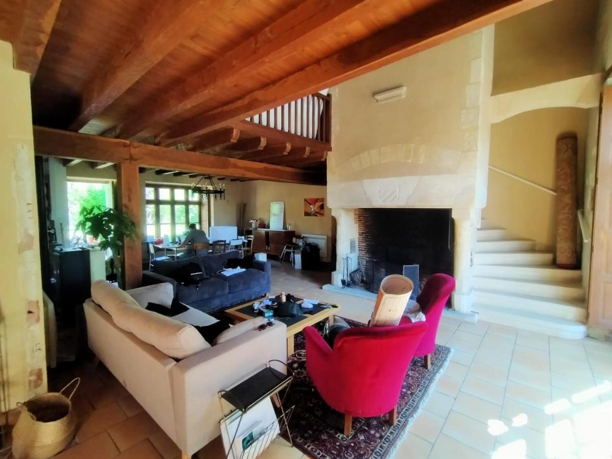 Grande villa au coeur de la Dordogne Paussac-et-Saint-Vivien Extérieur photo